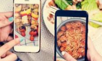 Discover the link between social media and food choices