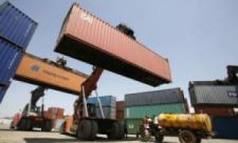 Fiscal Year: Trade deficit 26.5% lower in 8 months