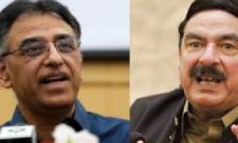 Railway deficit case: Sheikh Rasheed and Asad Umar summoned in Supreme Court today