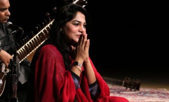Sanam Marvi Announces to Quit Singing After Domestic Dispute