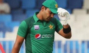 Umar Akmal's fate will be decided on April 27, notices Issue